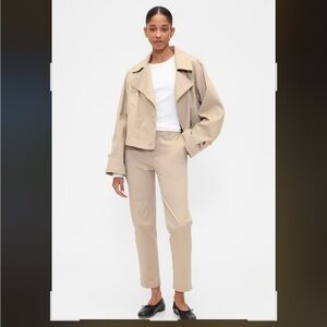 GAP Downtown Khakis  6P  NWT